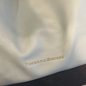 Dooney & Bourke leather tote bag